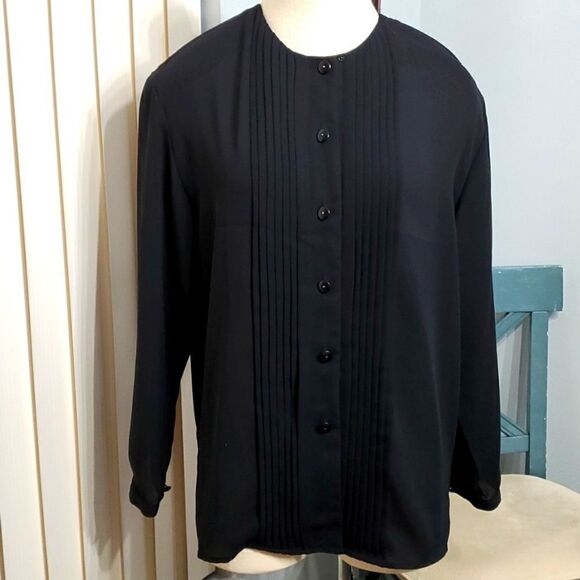 Rafaella long sleeve blouse. Oversized small. Button down. - Picture 1 of 10